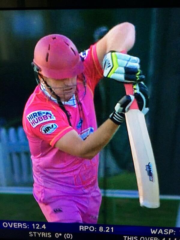JimmyNeesh's tweet photo. I think I might have an idea as to why you've been struggling a bit with the bat lately @scottbstyris . Call me. http://t.co/VvOfH0IRts