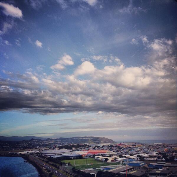 SallyannMoffat's tweet image. Pretty night tonight #Wellington - almost makes up for the wind and rain on Thursday. #longmemory #forgivedontforget