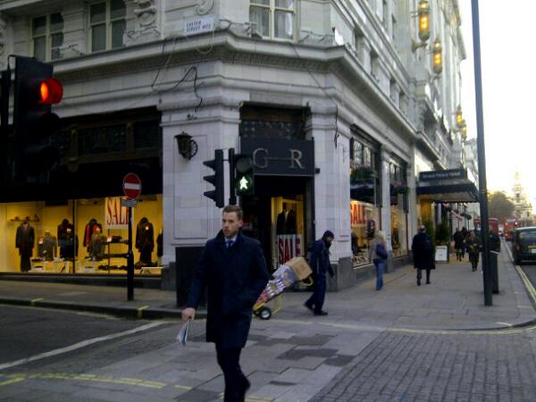 neilsmith1968's tweet photo. Wot!  No Travelbag!!! http://t.co/EiWvEHIvPg