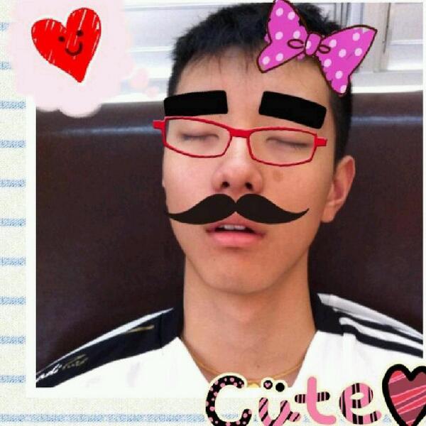pennzz's tweet photo. Wkwkwkwkw RT @justfergiant: @SandersPetrovic ini akibatnyaa tidur di tempat umum wkwkwkk, hbd mabroo yg super seksi!! http://t.co/ncJizo5QGf