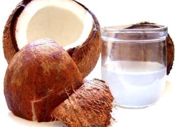 NaturaBio's tweet photo. Connaissez vous l'huile de coco? Une huile aux multiples vertus qui mérite qu'on s'y intéresse.http://t.co/QaR62M49OD http://t.co/I3VTlLGhVF