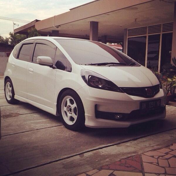 Hawk N Poke Hawknpoke Via Motionautoclub S Instagram Http T Co 5oxltj1mlf Honda Jazz Ge8 Spoon Kansai Jdm Hawkn Http T Co Ollmwyw0io