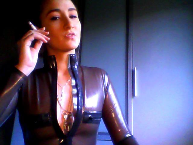 #Latex #smoking #whipping #fetish day! http://t.co/wJD4GDj2Or<a href="/tag/latex"class="tags">#Latex</a><a href="/tag/smoking"class="tags">#smoking</a><a href="/tag/whipping"class="tags">#whipping</a><a href="/tag/fetish"class="tags">#fetish</a>