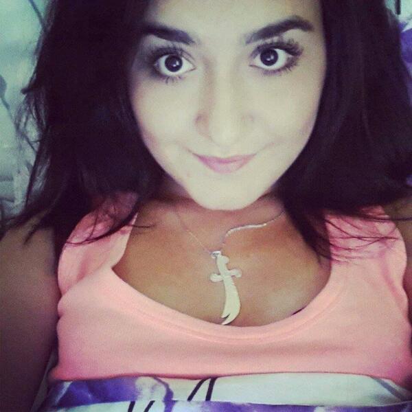 Ardımdan Deli Diyolar, Belkide Yalan Değil. :)