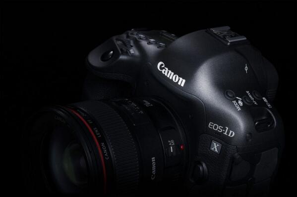 CanonEMEApro's tweet image. In case you missed it: Version 2.0.3 for the #Canon EOS-1D X is now available for download bit.ly/1cU0w5t