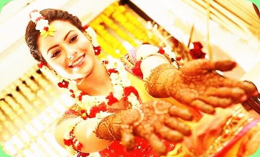Aamna_Sharif's tweet photo. Aamna! http://t.co/olPhYAD3tm