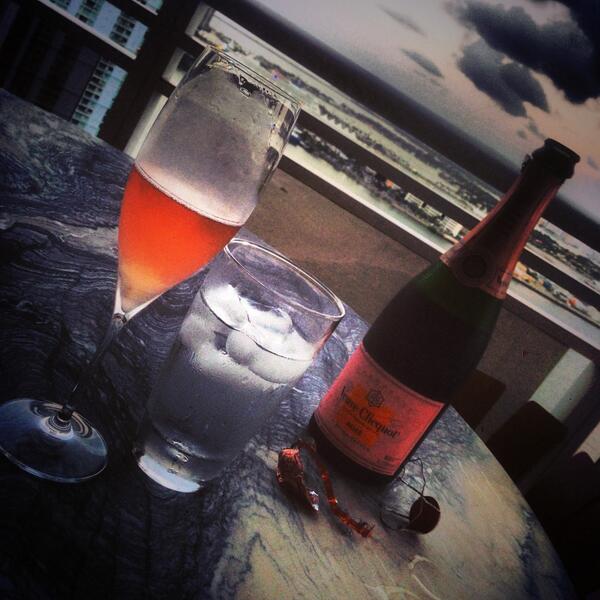 Pascal Van Den Hove (@pangui) on Twitter photo 