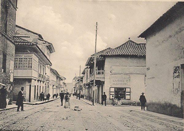 BogotaAntigua's tweet photo. ¿Sabían que en @Bogota_DC existía una calle llamada "Calle de La Marichuela"? Si, es la calle 11 con carrera 10. http://t.co/PFwJgLb8g3