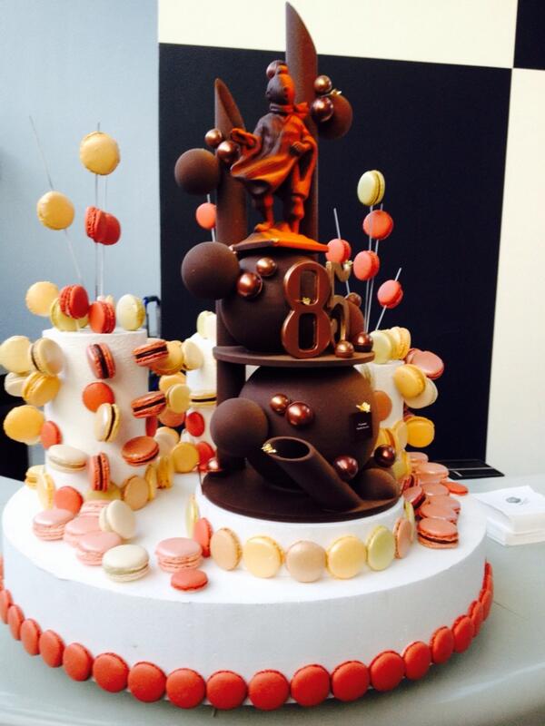 Schlirf Yves Pierre Larcolini Et Tinntin En Chocolat Tintin Http T Co Eos74ma2sp