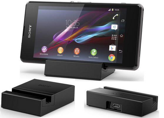 phonandroid's tweet photo. Le chargeur sans-fil du #SonyXperiaZ1Compact. Accessoire indispensable ou achat superflu ? http://t.co/kQxSYX2aCS http://t.co/LlxNgnVSfv