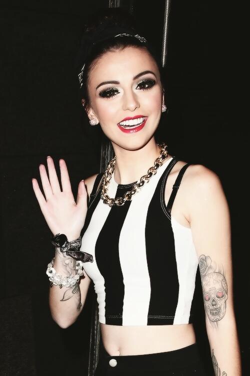 ShiryneEl's tweet image. Hi Cher, i love you. &amp;gt;&amp;gt;&amp;gt;