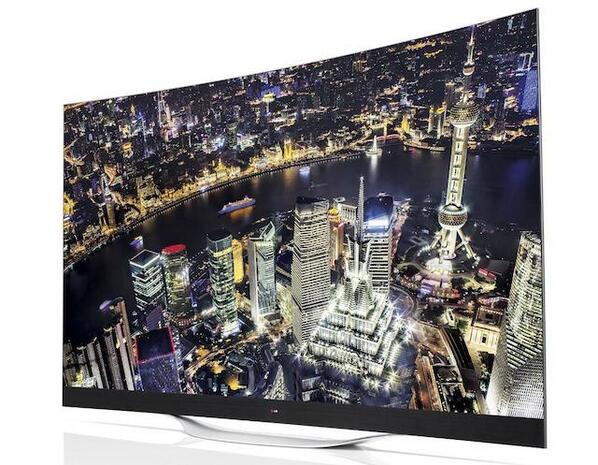 pingmagTV's tweet photo. Bendable TVs at CES 2014 - http://t.co/BiSXH5Gt9w http://t.co/qXnTEu37Ox