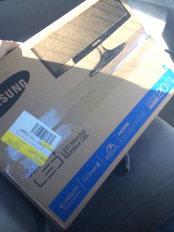 ShockerGFX's tweet image. New monitor!!! 5ms response time. New setup time