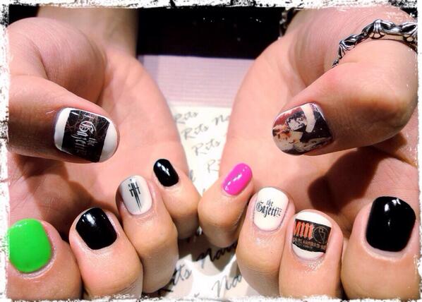 S Toru 歌舞伎のリッツネイルなう X 良い感じの痛ネイルが出来た The Gazette Live Tour13 14 Magnificent Malformed Box Final Coda Http T Co Nfad12dcul