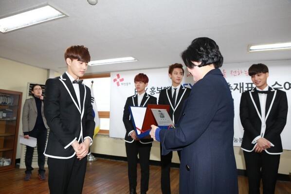 Embedded image permalink