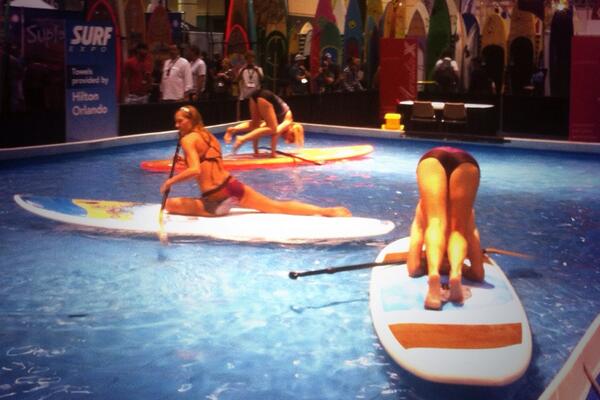 SockwaSUP's tweet photo. Sweet poses ladies! Yoga on #SUP is delightful. http://t.co/ldsNKsZ2O1
