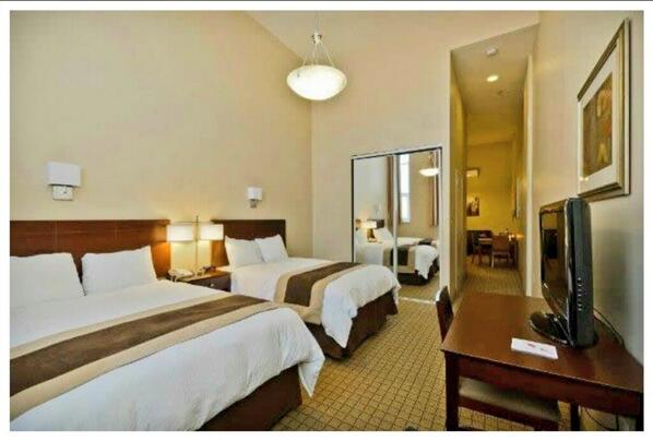 ThePointePlaza's tweet image. Why pay city prices $$$ for a luxurious hotel room. When you find all this and more at the Pointe Plaza Hotel!