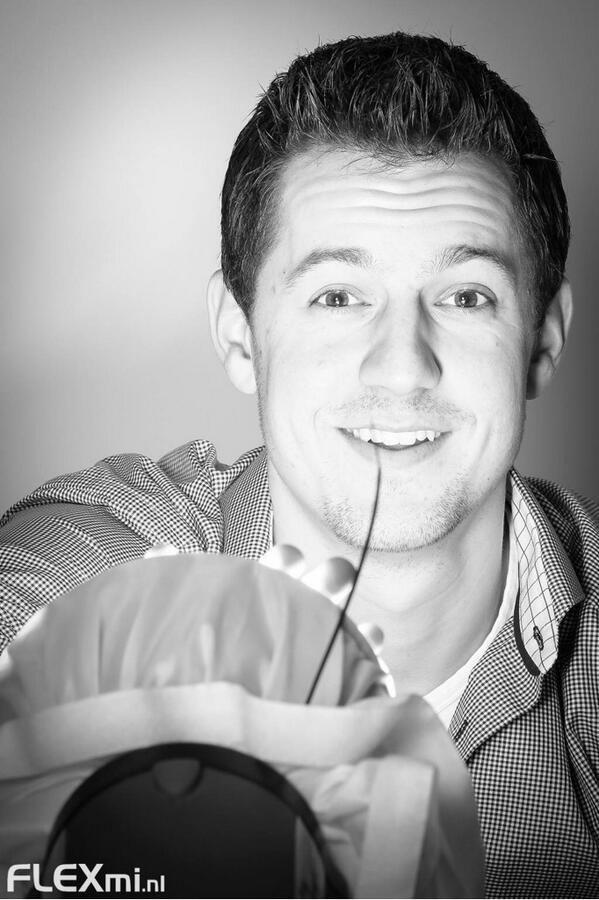 FLEXmi's tweet photo. Weer een geweldige #fotoshoot mogen schieten voor @MagneticNails with @bypalapa sta d'r zelf ook nog op ;-) #fun http://t.co/u25qKLgokV