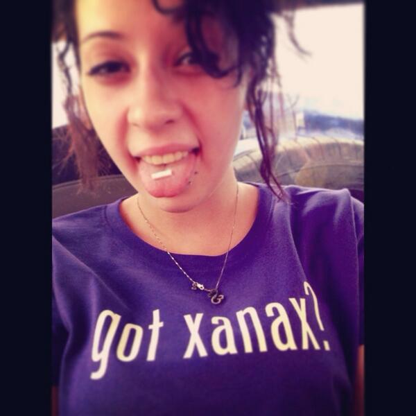 Thugnastieee's tweet image. Fuck yes 🙌💊 #GotBars #BarBaby