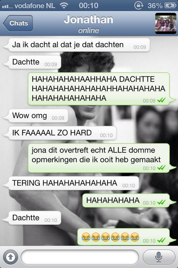 x_Renee_'s tweet photo. hahahahahahahahahaha jona is zo dom @jonatenbroeke http://t.co/FgIRKj4966