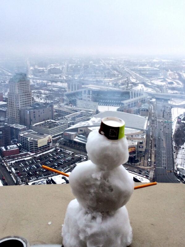 TowerLightsCLE's tweet image. I think the snowman is anxious for @Indians baseball too!!