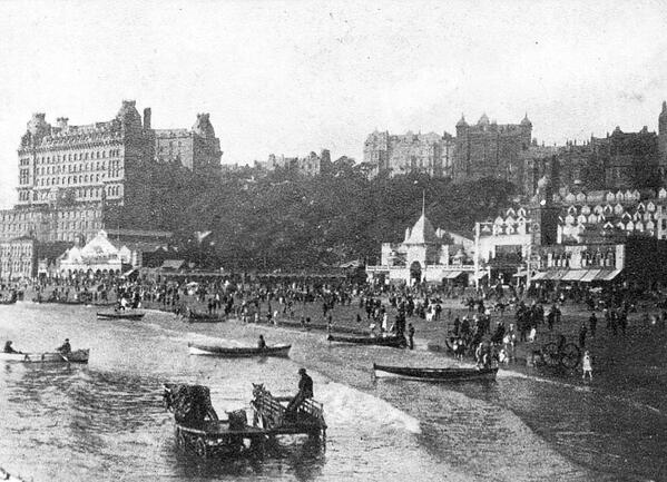 PostcardsofS's tweet image. The #FuturistTheatre site from its Arcadia days. Worth zooming in and looking closely. There is more to it!!!