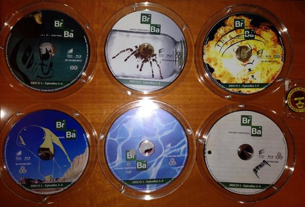 ComunidadMubis's tweet photo. Los discos de todas las temporadas y la moneda conmemorativa http://t.co/CM8tmvcocC