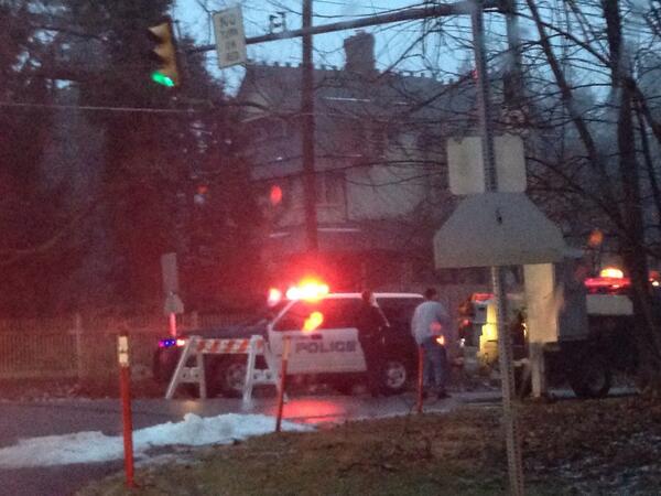 TEPatch's tweet image. Sugartown road is closed at South Waterloo in Devon.