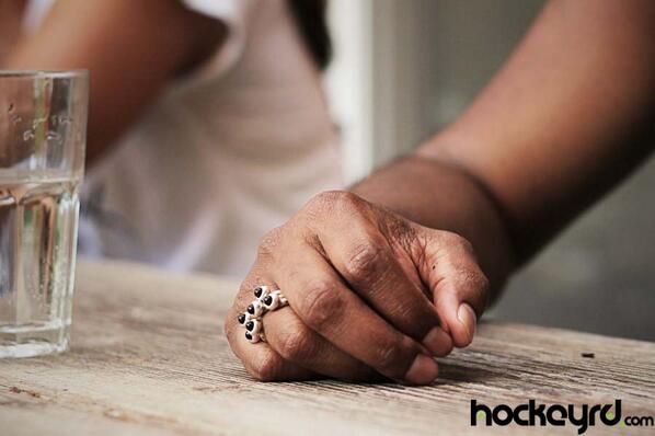 HockeyRD's tweet photo. ¡Desde el LUNES, en la 10º http://t.co/vODJUvLyHo, habrá un #LadoB con una historia traída desde el Viejo Continente! http://t.co/qGTGYMI4gl