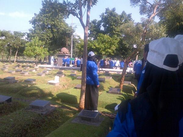 D3KEPERAWAT_MHT2013 tweet media