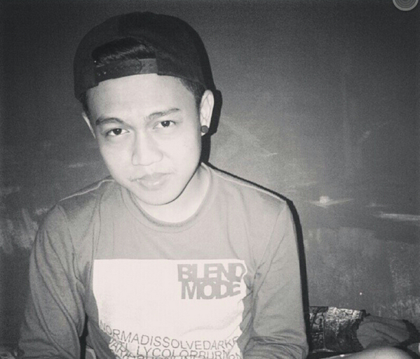 wisnutimbul's tweet photo. Di foto @Angga_prayogo http://t.co/YZ1UzEFUP4