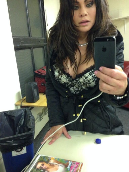 Me now http://t.co/eIG4QxnZcJ