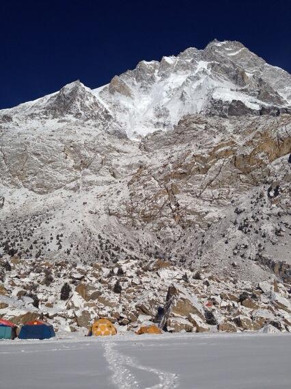 morosimone's tweet photo. Today is the first good weather day. Wind on the ridge and spontaneous avalanches will clean our route ;-) http://t.co/btrVf4QqxQ
