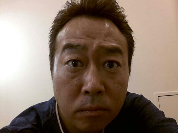 さまぁ～ずの宣材写真変えないのと意見が多数ありましたが本人が今と