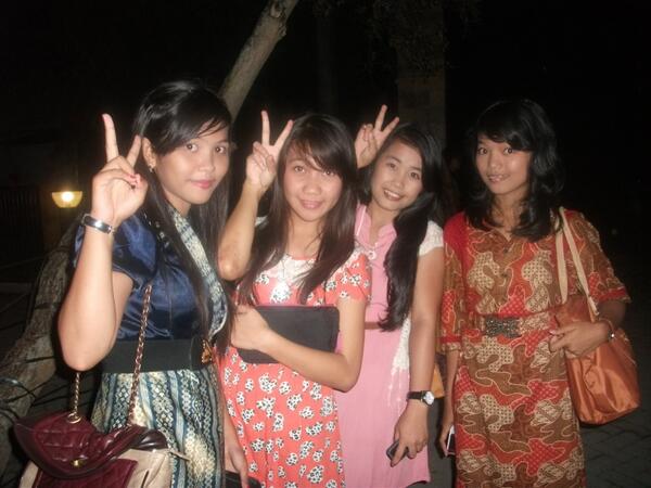 githairmaG's tweet photo. @berlianasob  @PhutriPadang @IraUncong http://t.co/66oHQtaF41