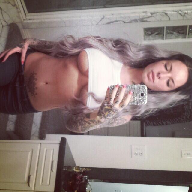 Make - up - less Mack, late night upload. I got too excited about my new wig that was waiting for me<a href="/tag/mackmonday"class="tags"><span>#mackmonday</span></a>