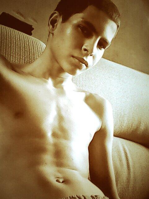 eduardo_paschoa's tweet photo. Bom dia povo lindo http://t.co/7fSe4sRLaI