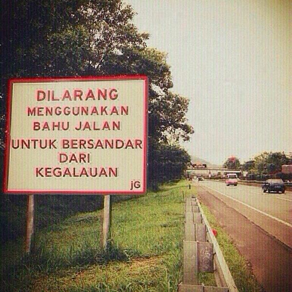 dimbudisme's tweet image. pacarmu hobi bikin nangis? sinih nyandar di bahuku aja