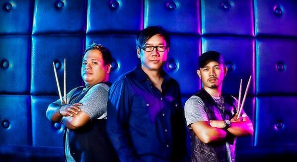flownation2014's tweet photo. Dj @Dadovich &amp; Gruppo Tribale - REPUBLIQ INVADES FLOW NATION DINAGYANG 2014 - JANUARY 25 - SATURDAY http://t.co/eneoakIKfU
