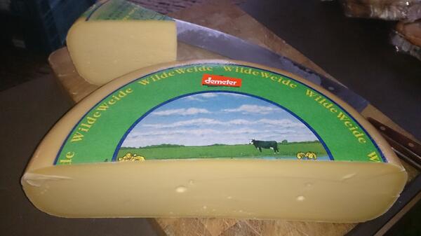 #eko #WildeWeidekaas van boerderij #Noorderlicht vanaf nu met #Demeter keurmerk  te koop bij elsbroekerwei.nl