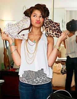 Shopping with the girly <a href="/Ally__Benny/">Allemonde Bennett</a>
