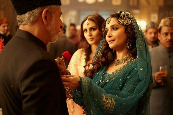 MadhuriEmpress tweet picture