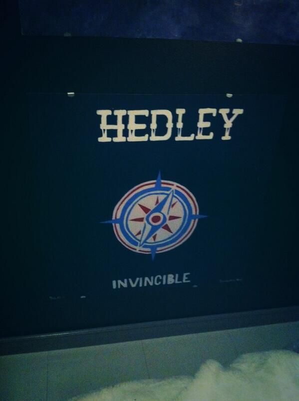 brieannamae's tweet photo. #HedleyArt  #invincible my other hedley board:)  @JacobHoggard @daverosin @chriscrippin @TommyMac1 http://t.co/h2w324eWEr