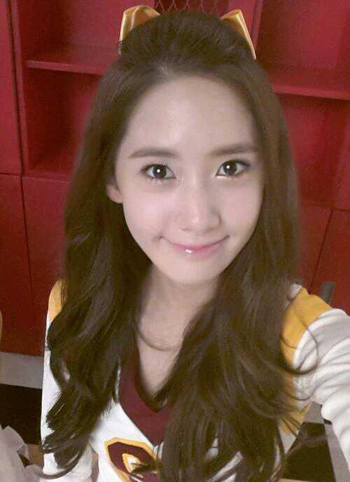 LD_ImYoona's tweet photo. Selamat malam mingggu!! http://t.co/ifJTYT4E4w