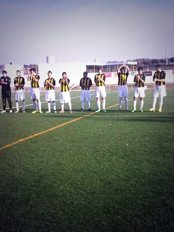 CDEYELES's tweet photo. @CDEYELES Juvenil antes de su gran victoria http://t.co/XLVqvfD3z8