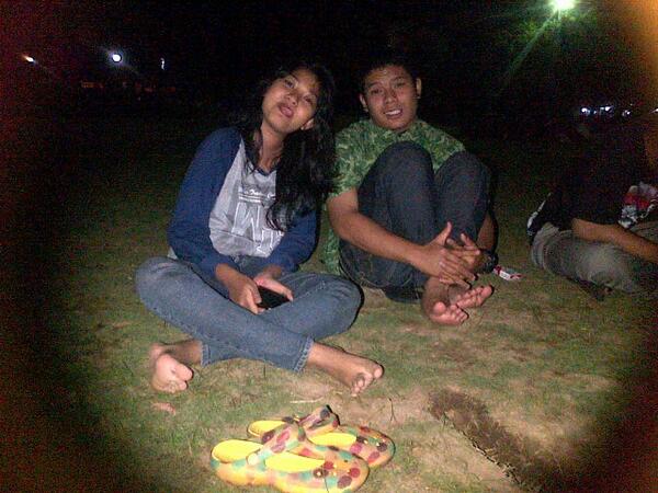 DehhhhRT <a href="/utikputri_/">Neng</a>: Hell-o new couple nihh :p haha <a href="/WhyuniDewantari/">Wahyunidev</a>