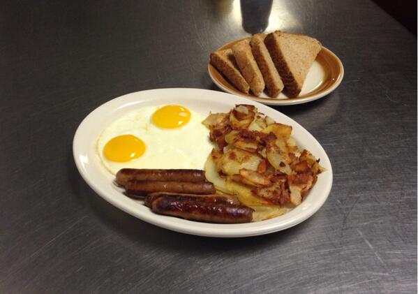 topdogconey's tweet photo. Doesn't that look delicious?!  Breakfast is served all day so it's never too early or late to enjoy! http://t.co/jxdlf45Cpf