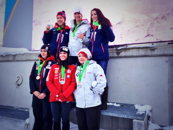 racer_mel's tweet photo. 5th in #StMoritz! Good day of racing! Congrats @noellepikuspace @TheYarnold @ShelleyRudman @KatieU11 @JanineFlock http://t.co/Zn6lcJbDCs