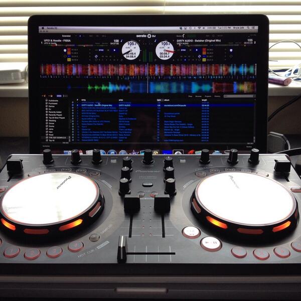 theclockkeeper's tweet image. Got a pretty sick set ready to go for THE G3T DOWN 2.0!