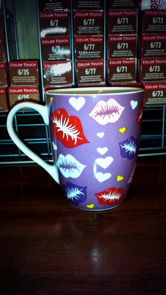 kimkatiee's tweet image. New mugg.  Running on coffeeeeee all day! #saturday #salonprobz